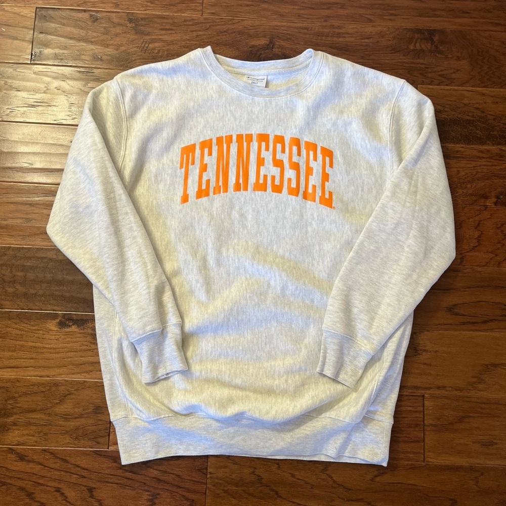 Champion Light Gray Crewneck Sweatshirt with Orange "TENNESSEE" Print